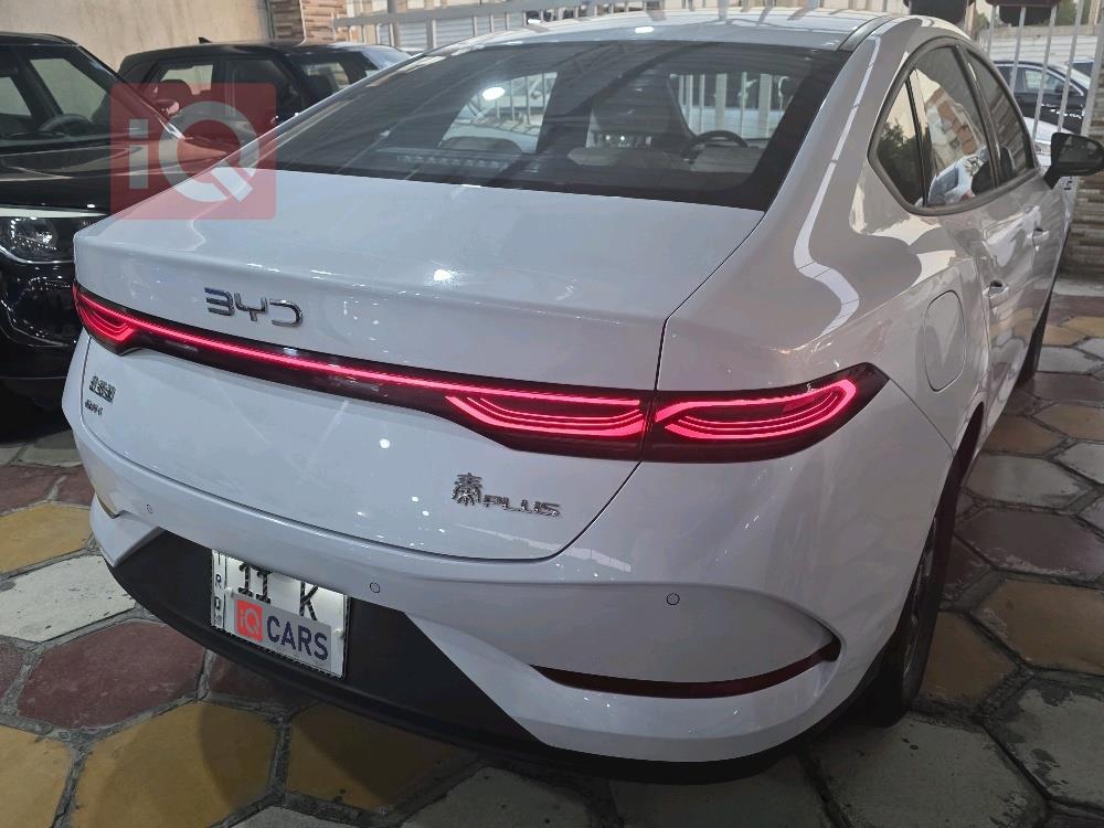 بي واي دي Qin Plus